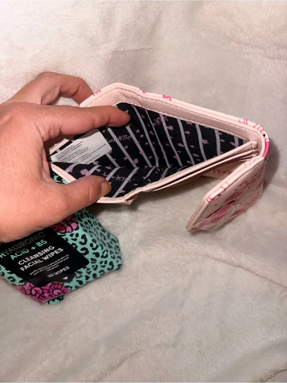 Betsey Johnson 🍒nwt~betsey johnson